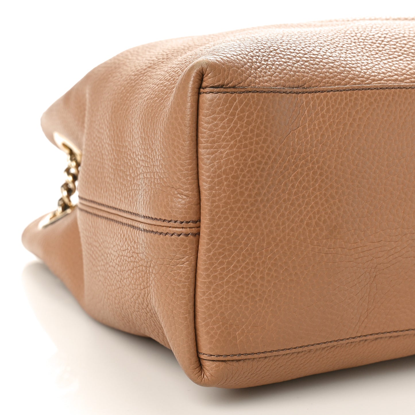 Pebbled Calfskin Medium Soho Chain Shoulder Bag Camelia