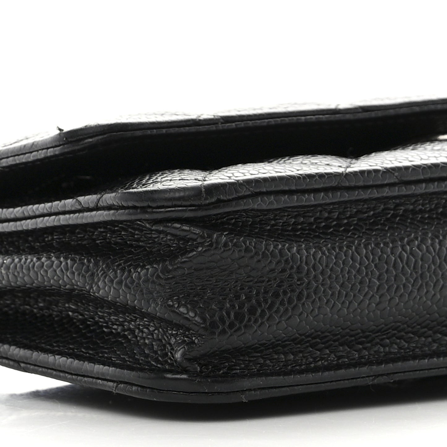 Caviar Quilted Wallet on Chain WOC Black