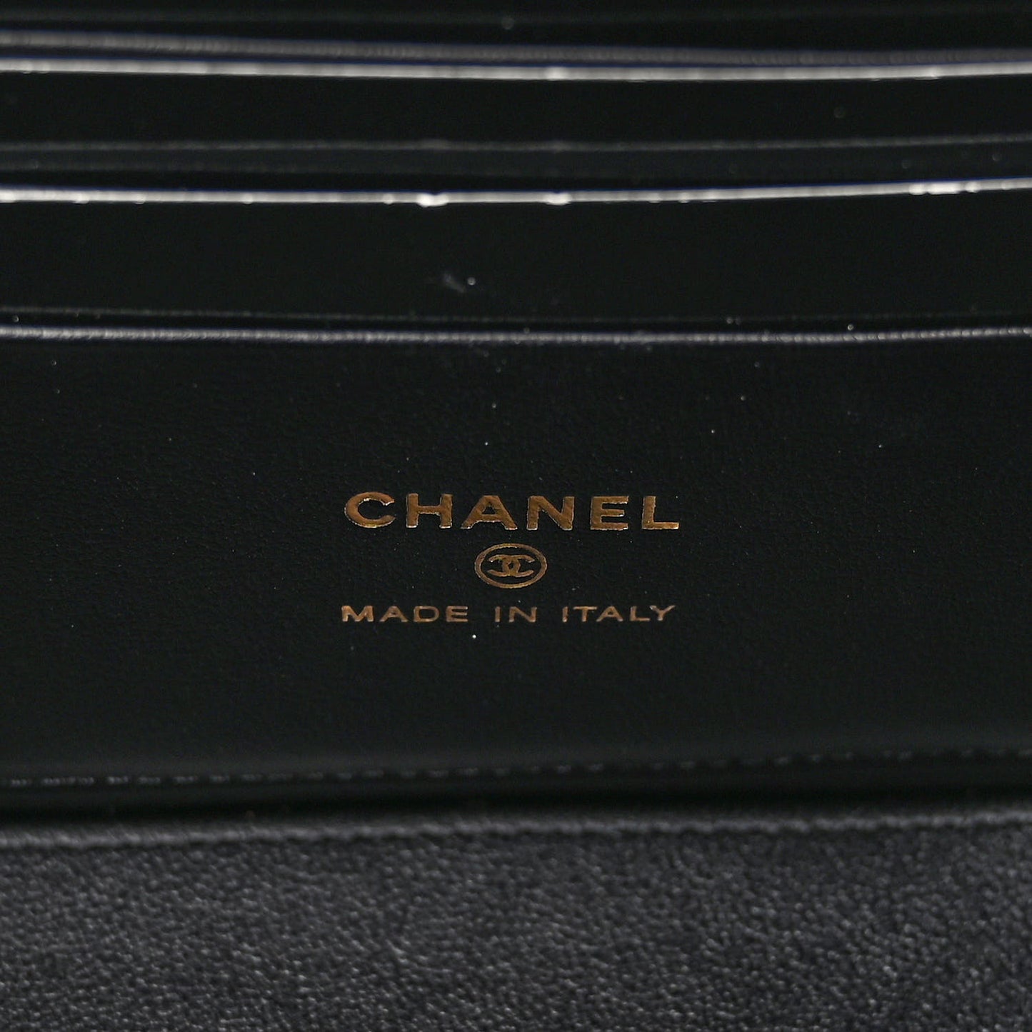 Lambskin Quilted Small Top Handle Vanity Case With Chain Black