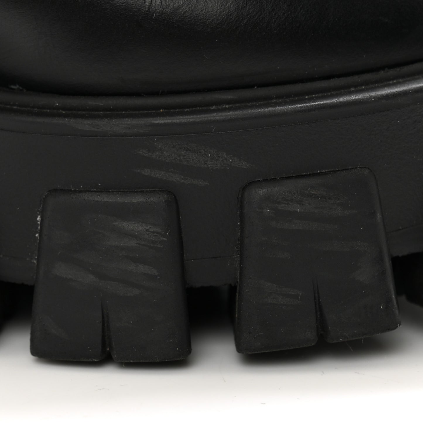 Spazzolato Rois Re-Nylon Metal Triangle Logo Monolith Pouch Pocket 55mm Boots 35.5 Black