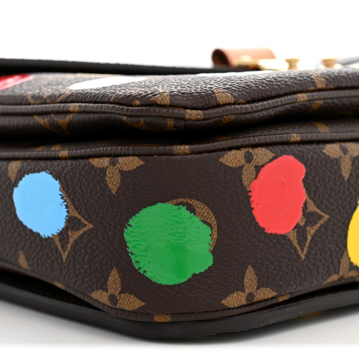 LV x YK Monogram Painted Dots Pochette Métis