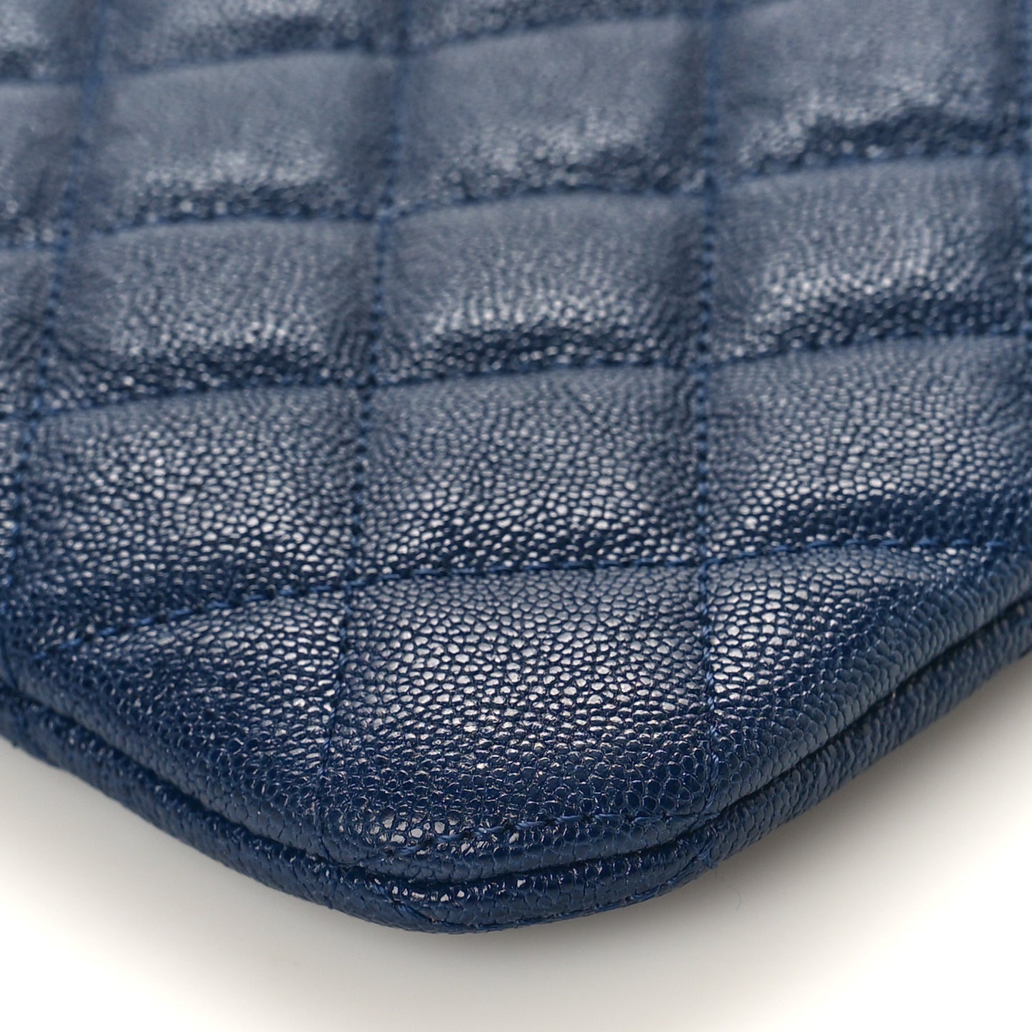Caviar Quilted Medium Boy Cosmetic Case Navy