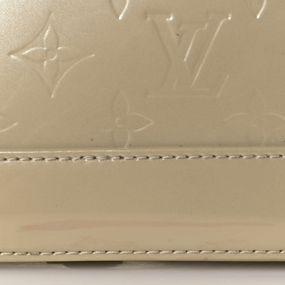Louis Vuitton Vernis Alma GM Blanc Corail 9 of 15