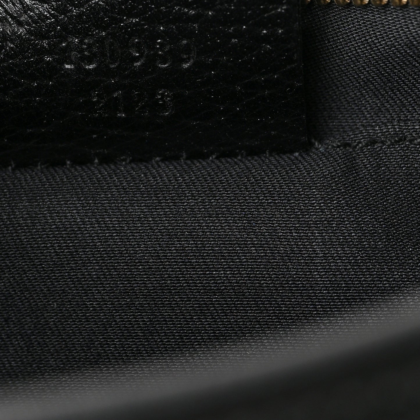 Monogram D Ring Abbey Pochette Black