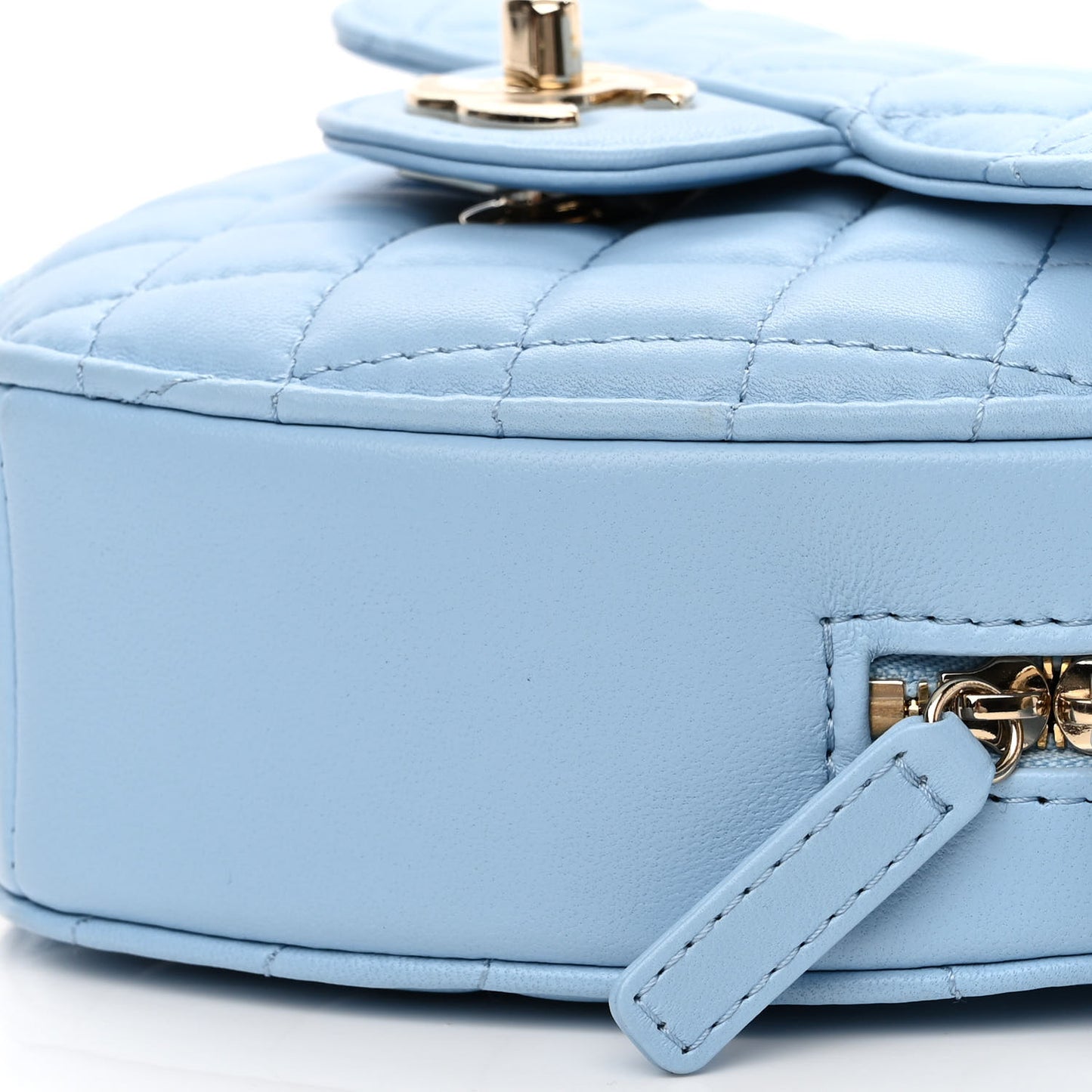 Lambskin Quilted CC In Love Heart Bag Light Blue