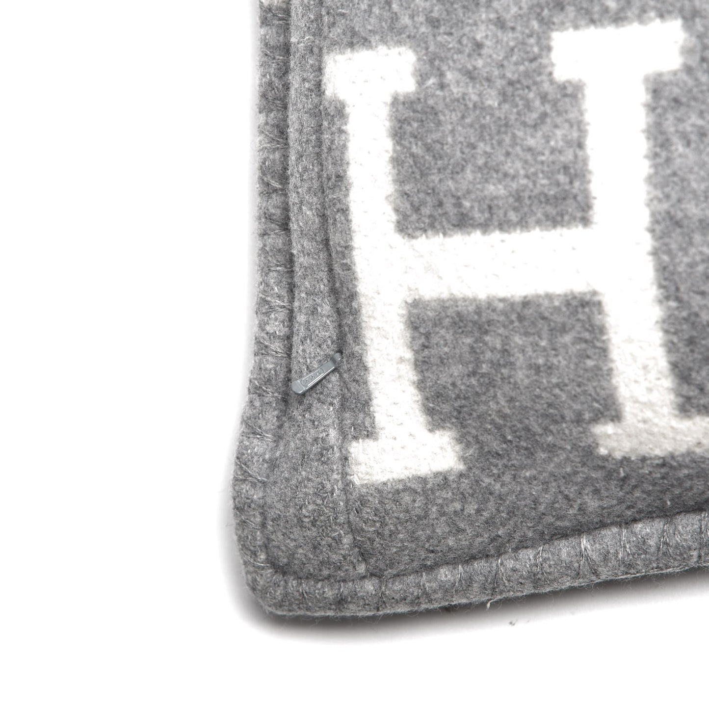 Wool Cashmere Avalon III Pillow PM Ecru Gris Clair