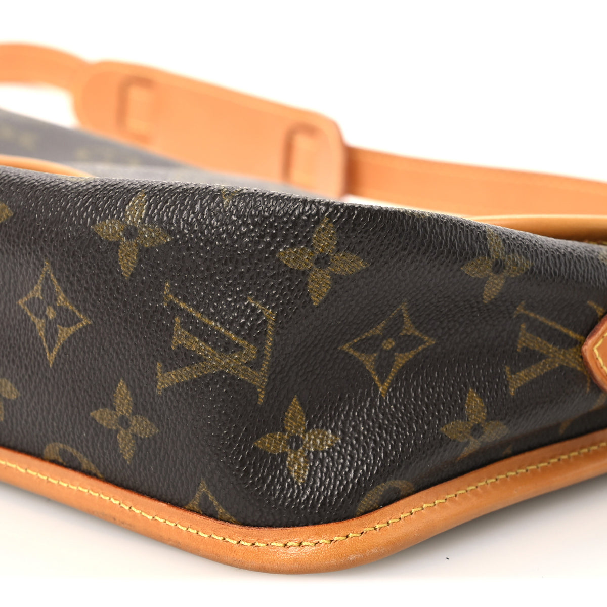 Louis Vuitton Monogram Sac Gibeciere 9 of 12
