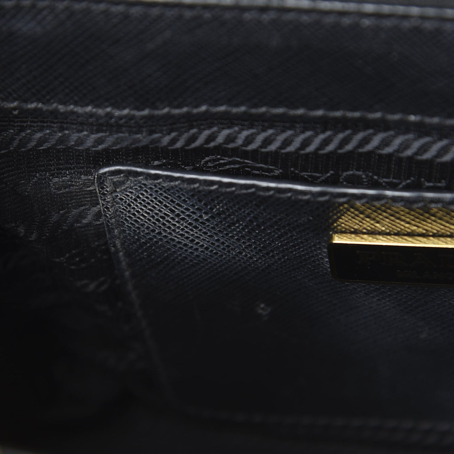 Saffiano Lux Mini Galleria Double Zip Tote Black