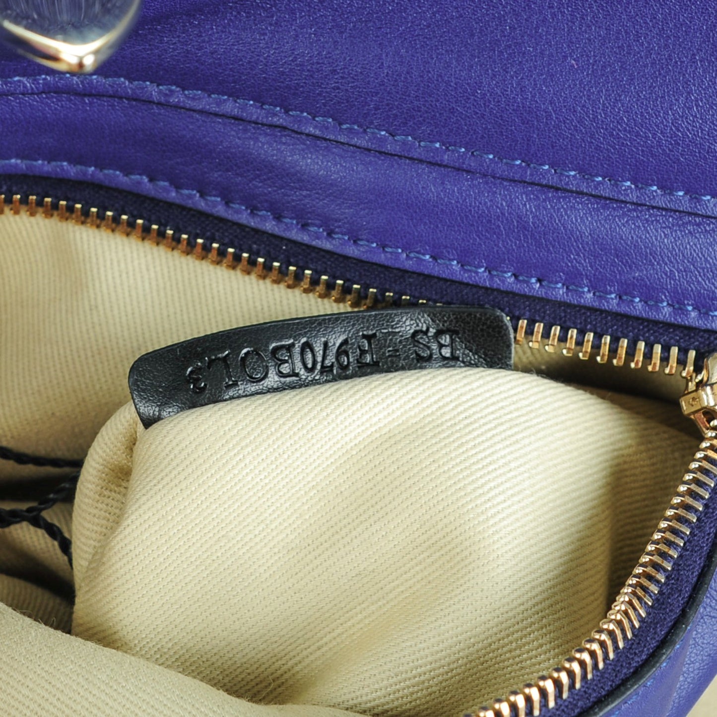 Vitello Medium Rockstud Tote Blue China