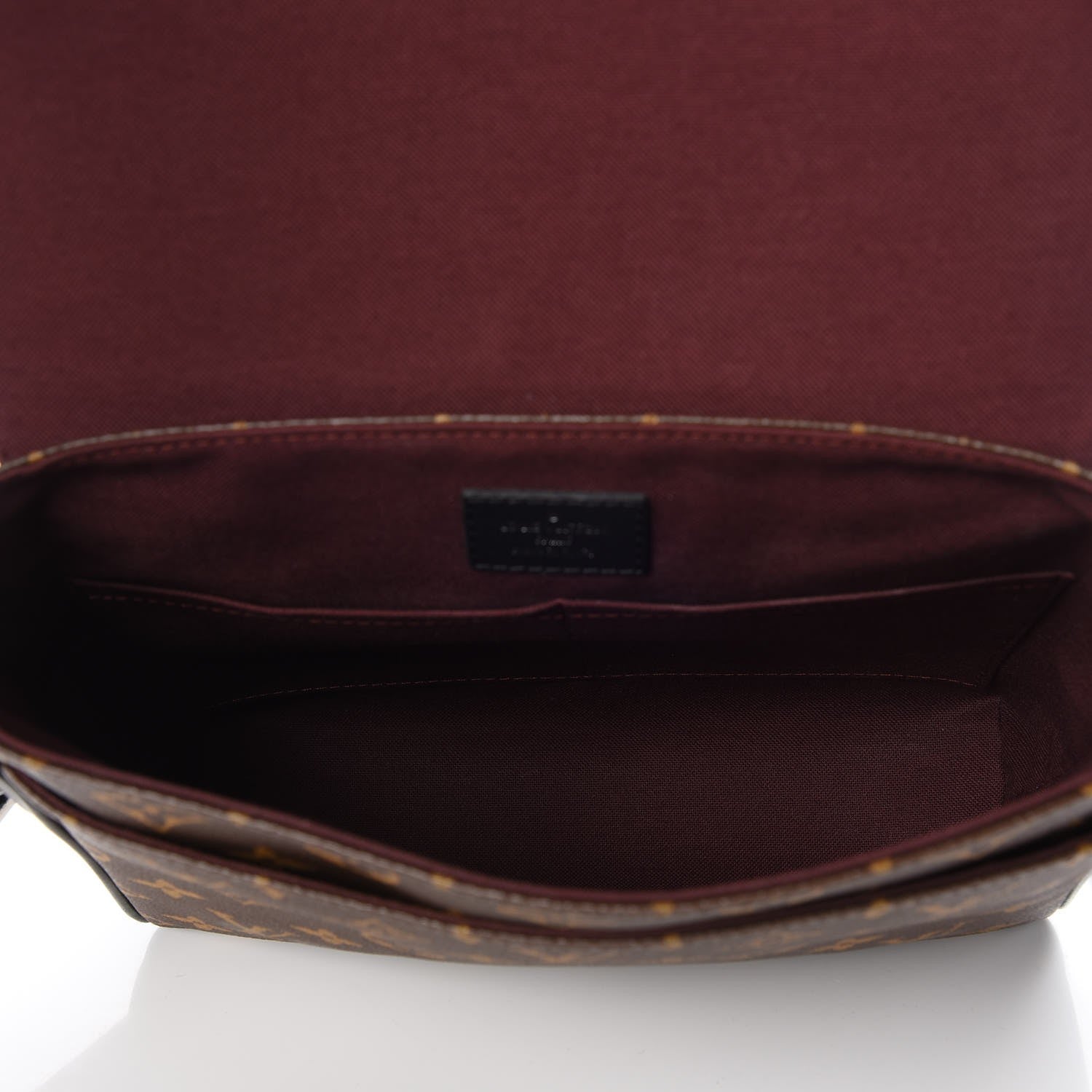 Louis Vuitton Monogram Macassar District PM 5 of 9
