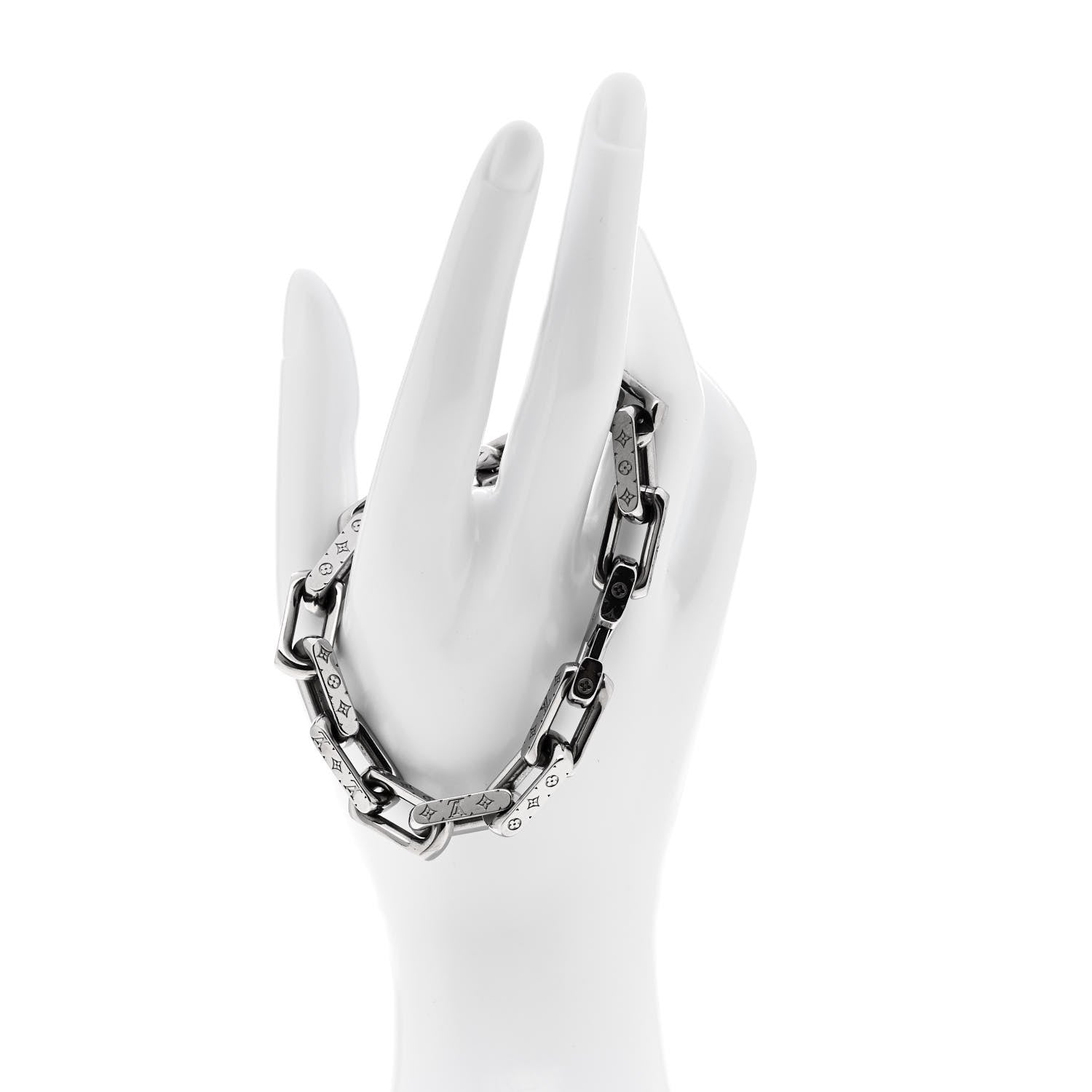 アクセサリー LOUIS VUITTON Monogram Chain Bracelet L Louis Vuitton Monogram Chain Bracelet L Silver 1630461 – FASHIONPHILE