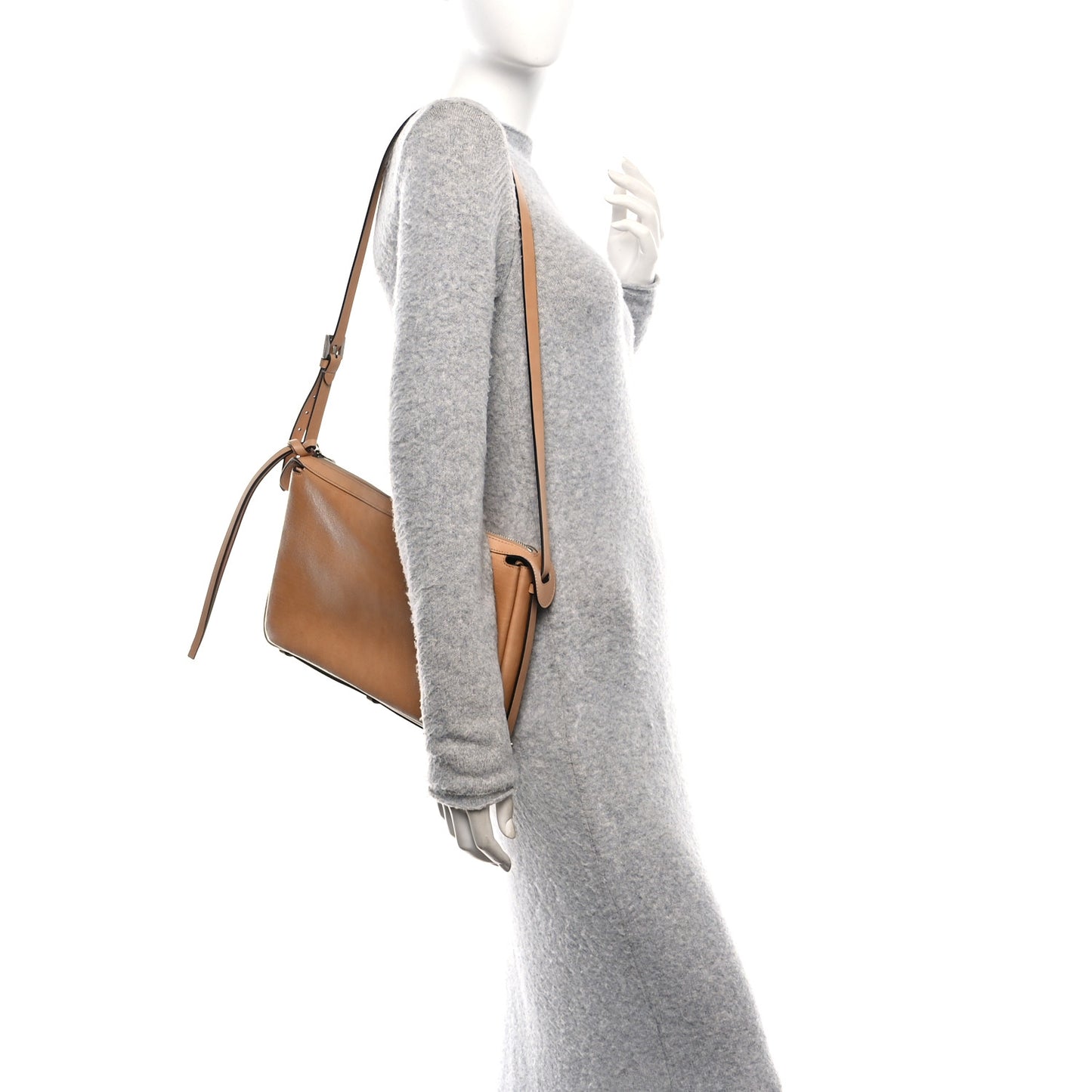 Vitello Medium Simply Fendi Shoulder Bag Miele Scuro