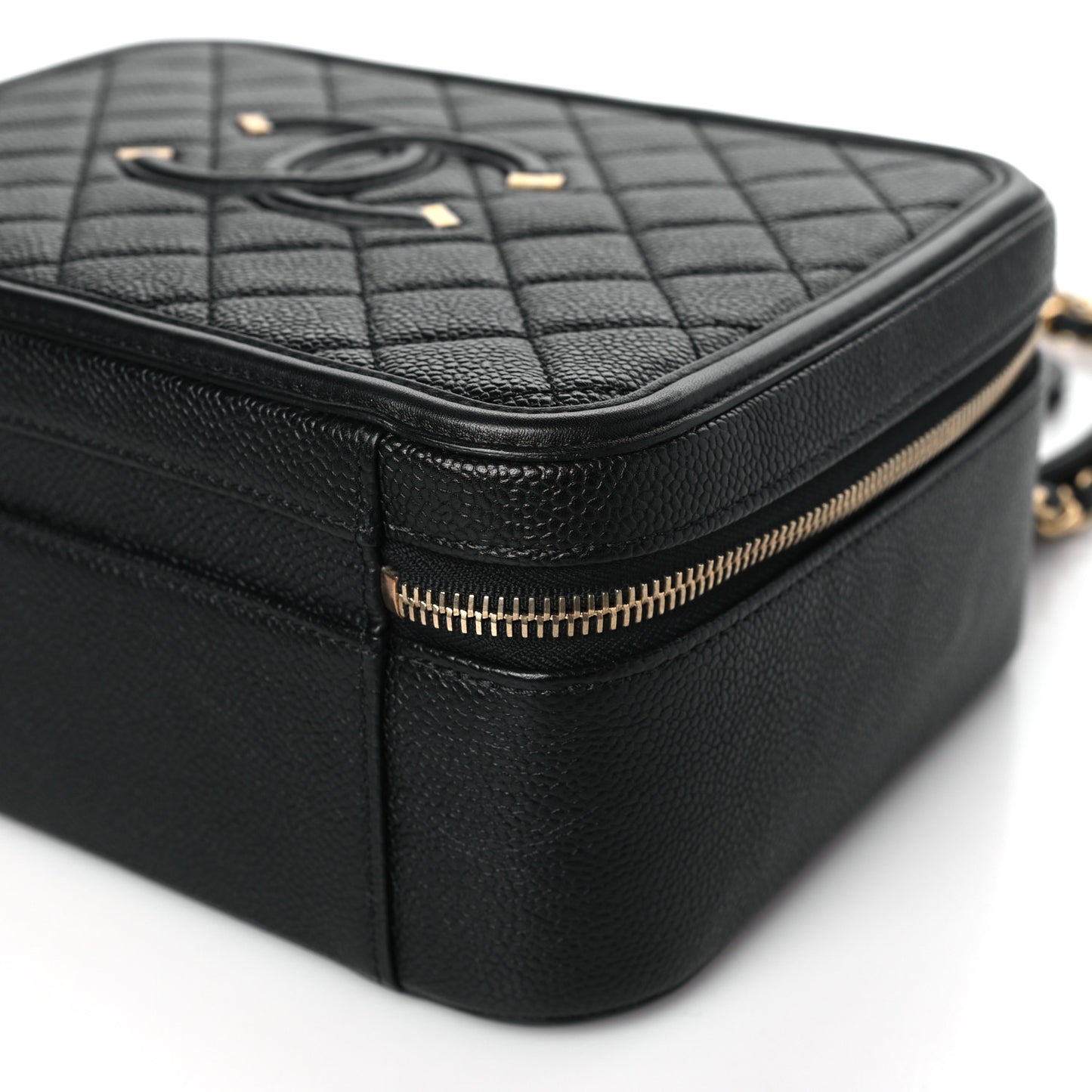 Caviar Quilted Large CC Filigree Vanity Case Black