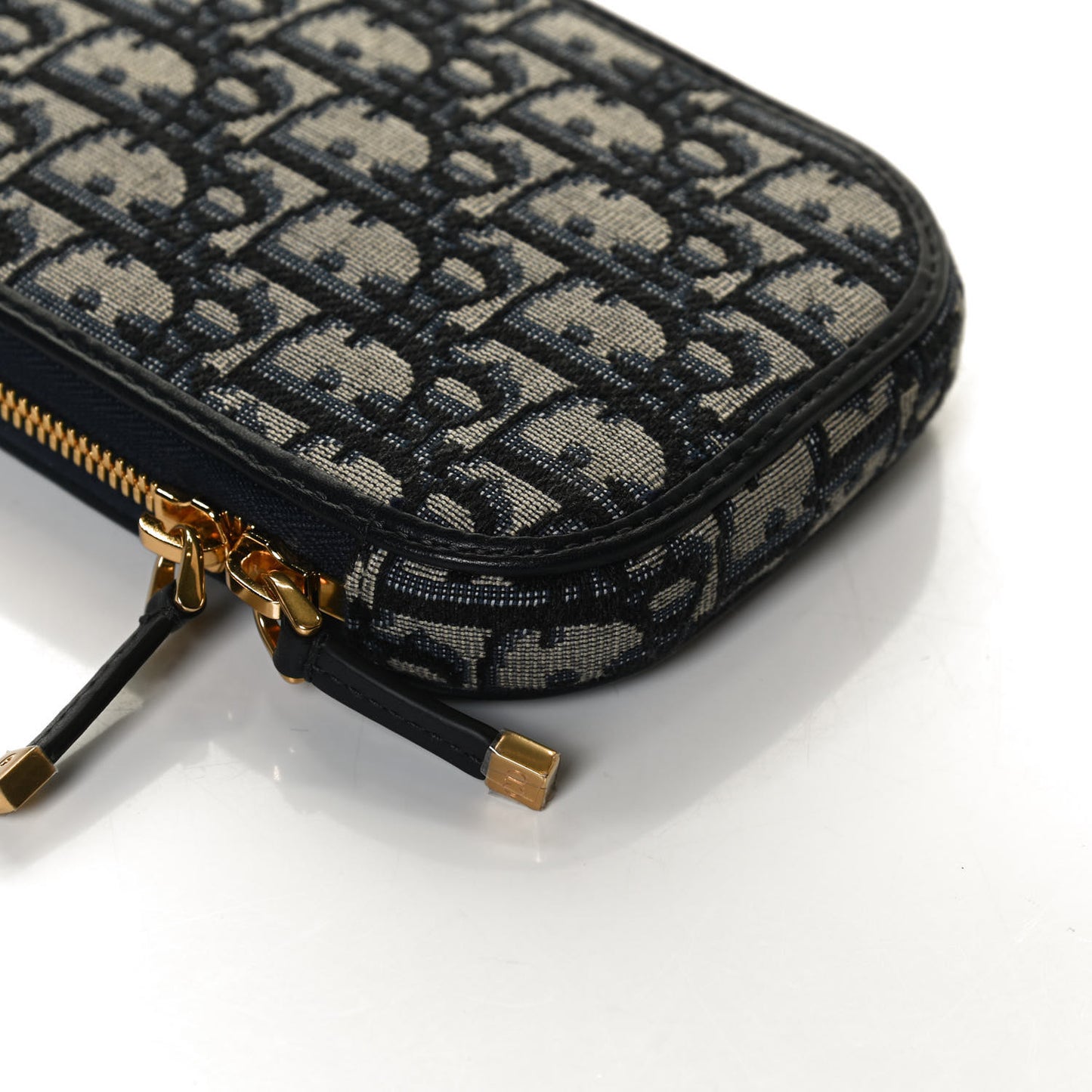 Oblique 30 Montaigne Phone Holder Blue
