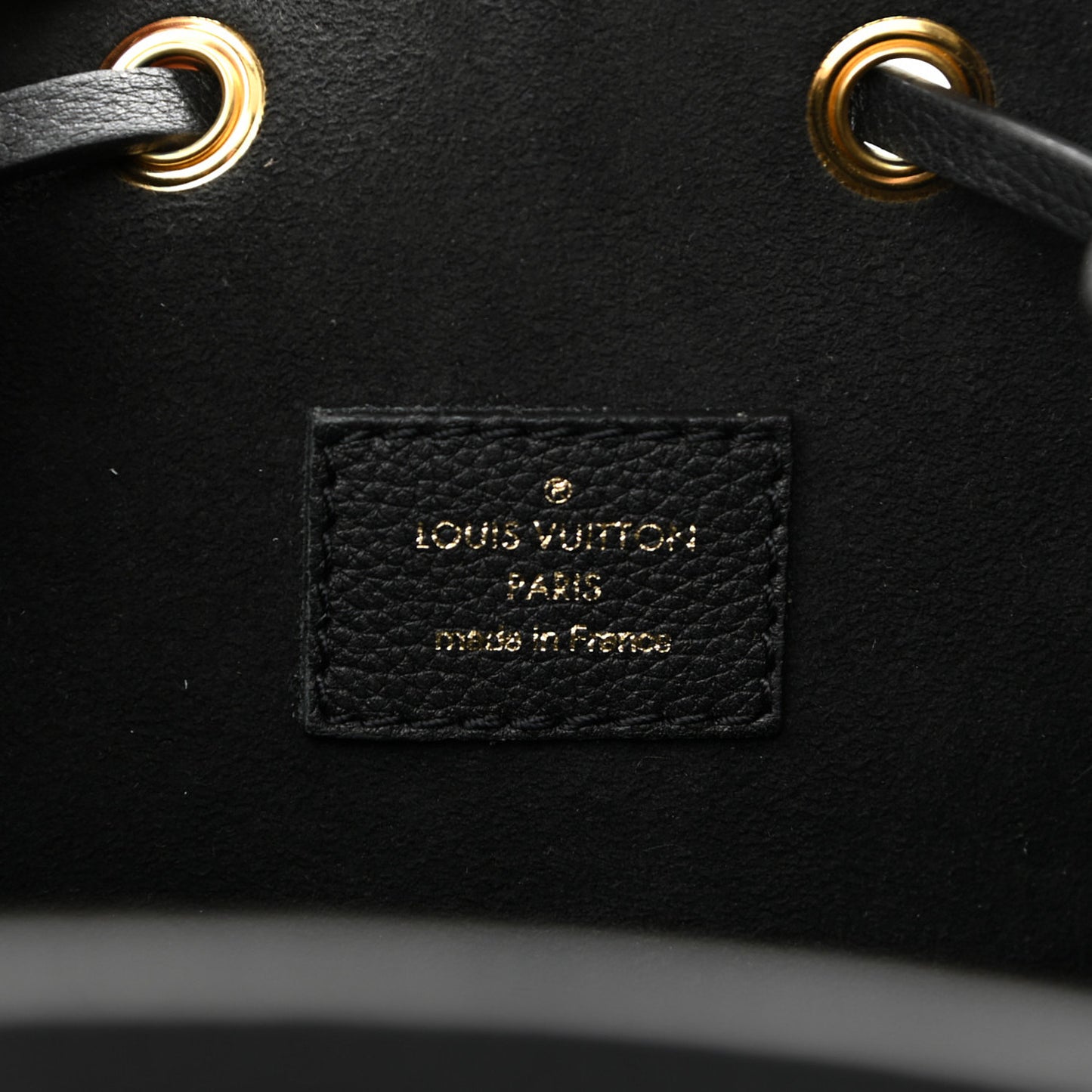 Calfskin Lockme Bucket MM Black