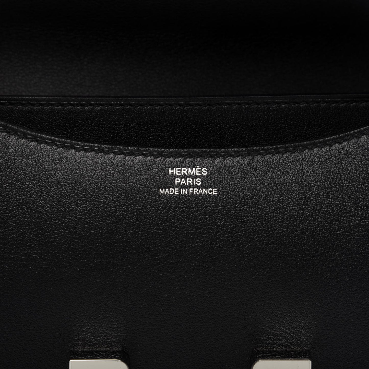 Swift Constance 18 Black