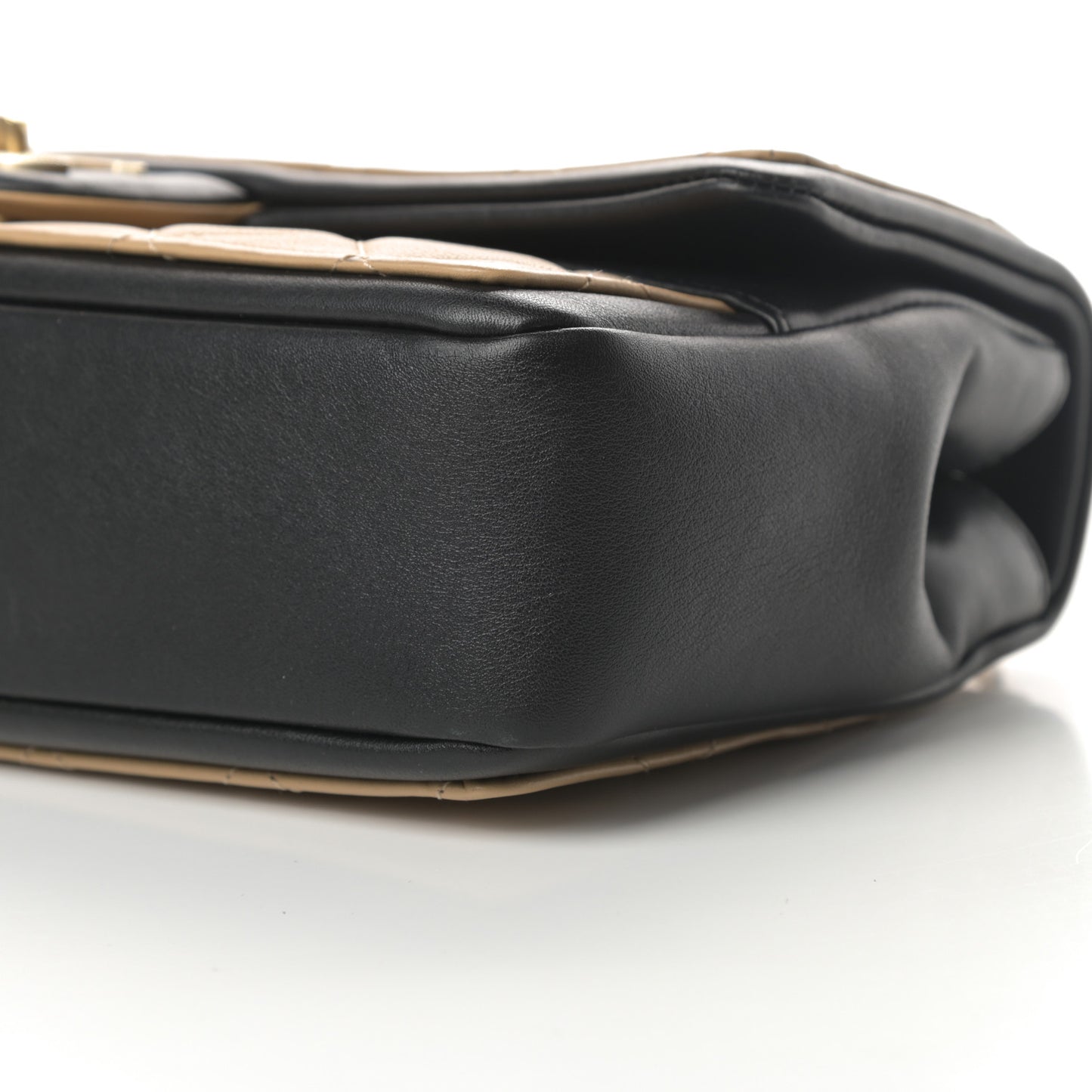 Calfskin Quilted Medium Graphic Flap Beige Black