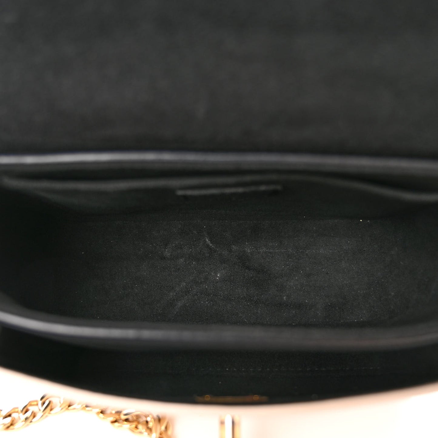Grained Calfskin Lockme Tender Black