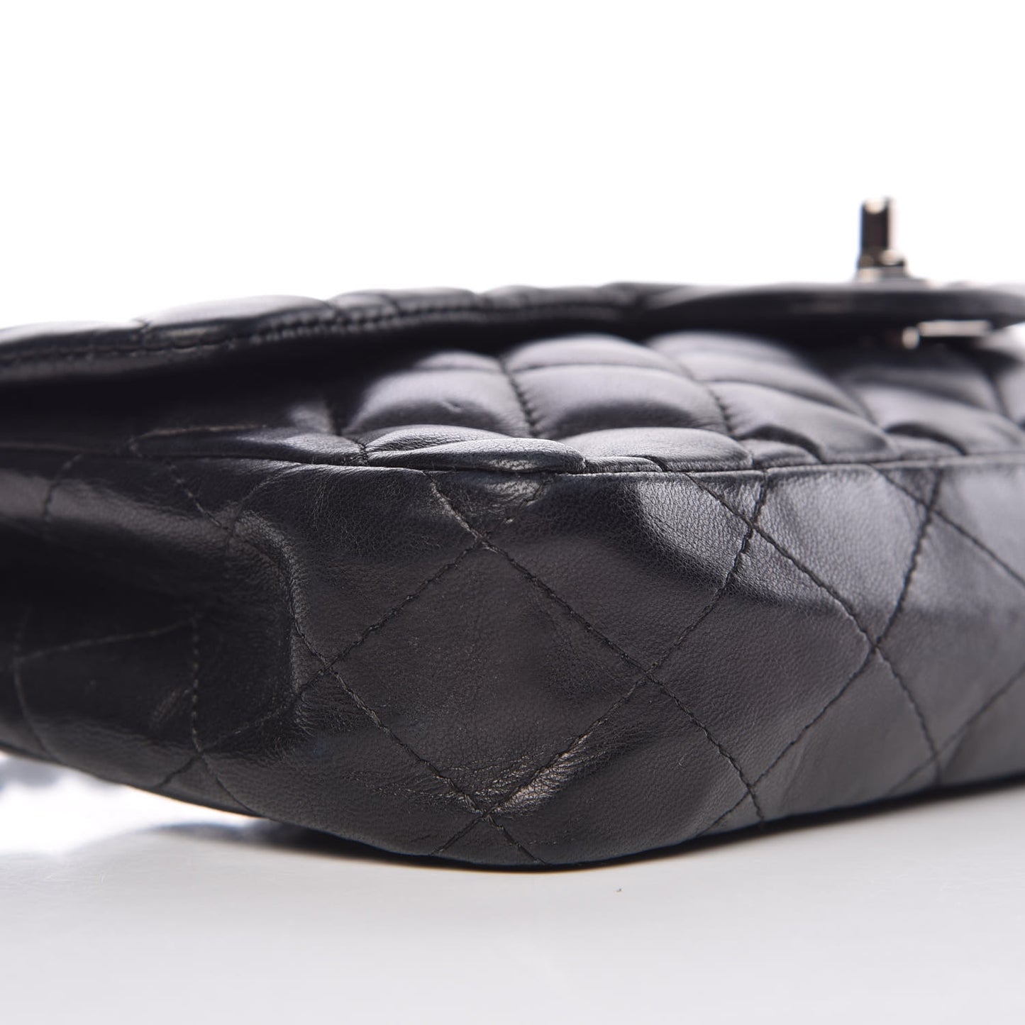 Lambskin Quilted East West Flap Black