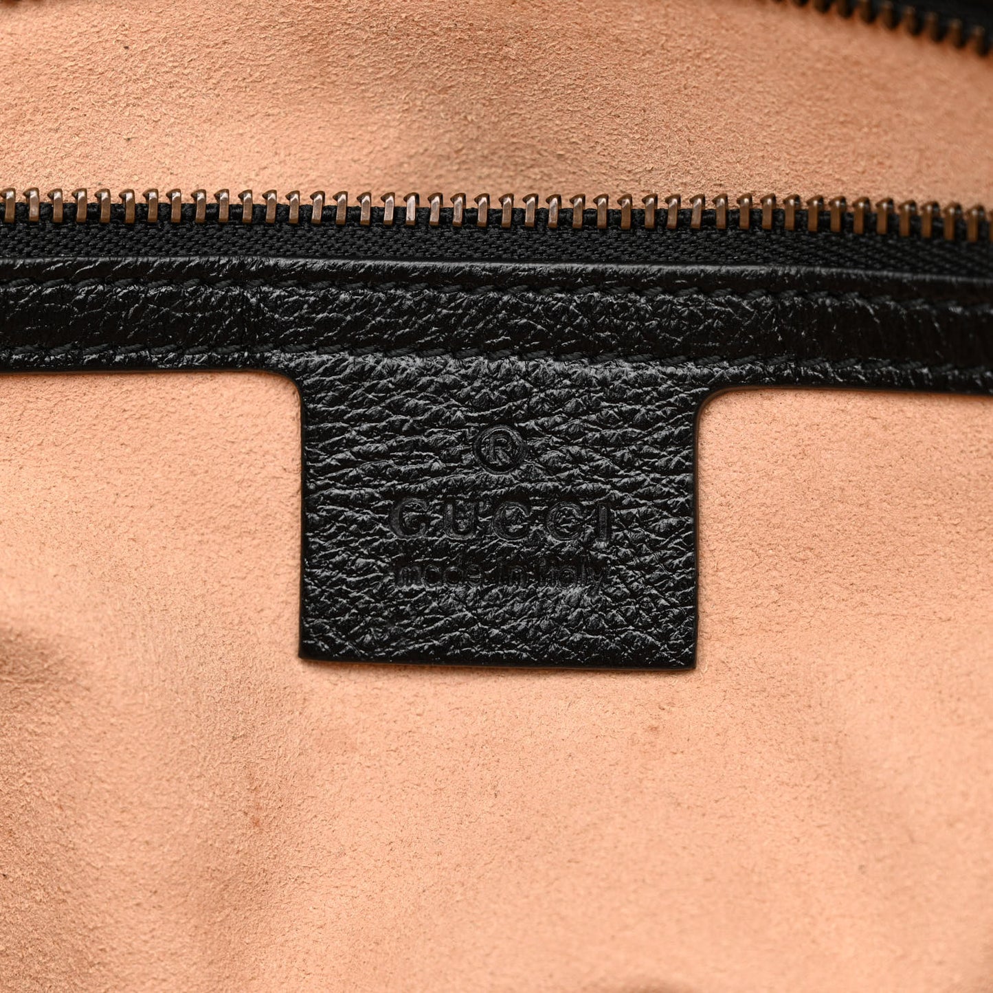 Vintage Calfskin Matelasse Medium GG Marmont Slim Tote Black