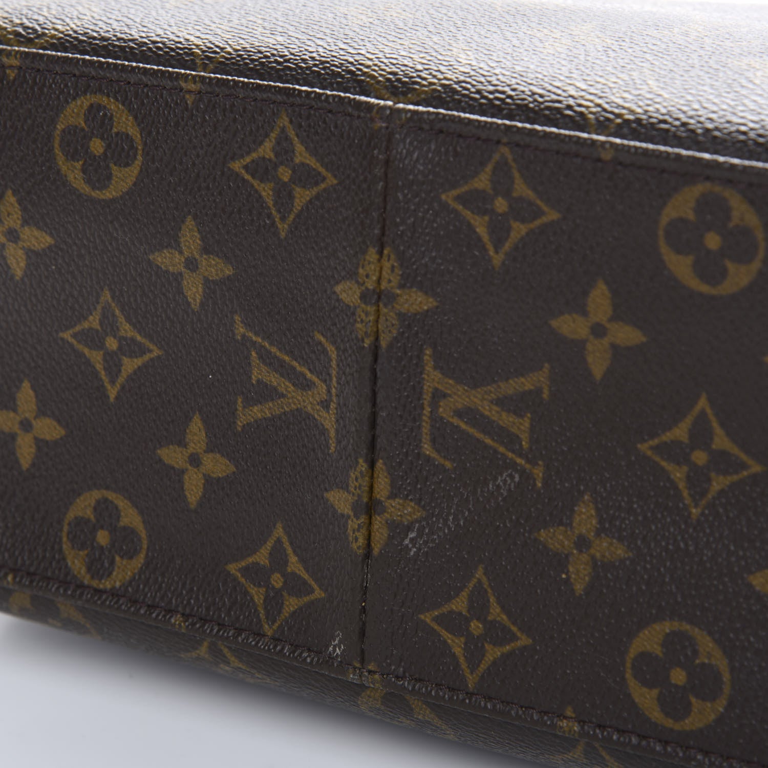 Louis Vuitton Monogram Looping GM 9 of 19