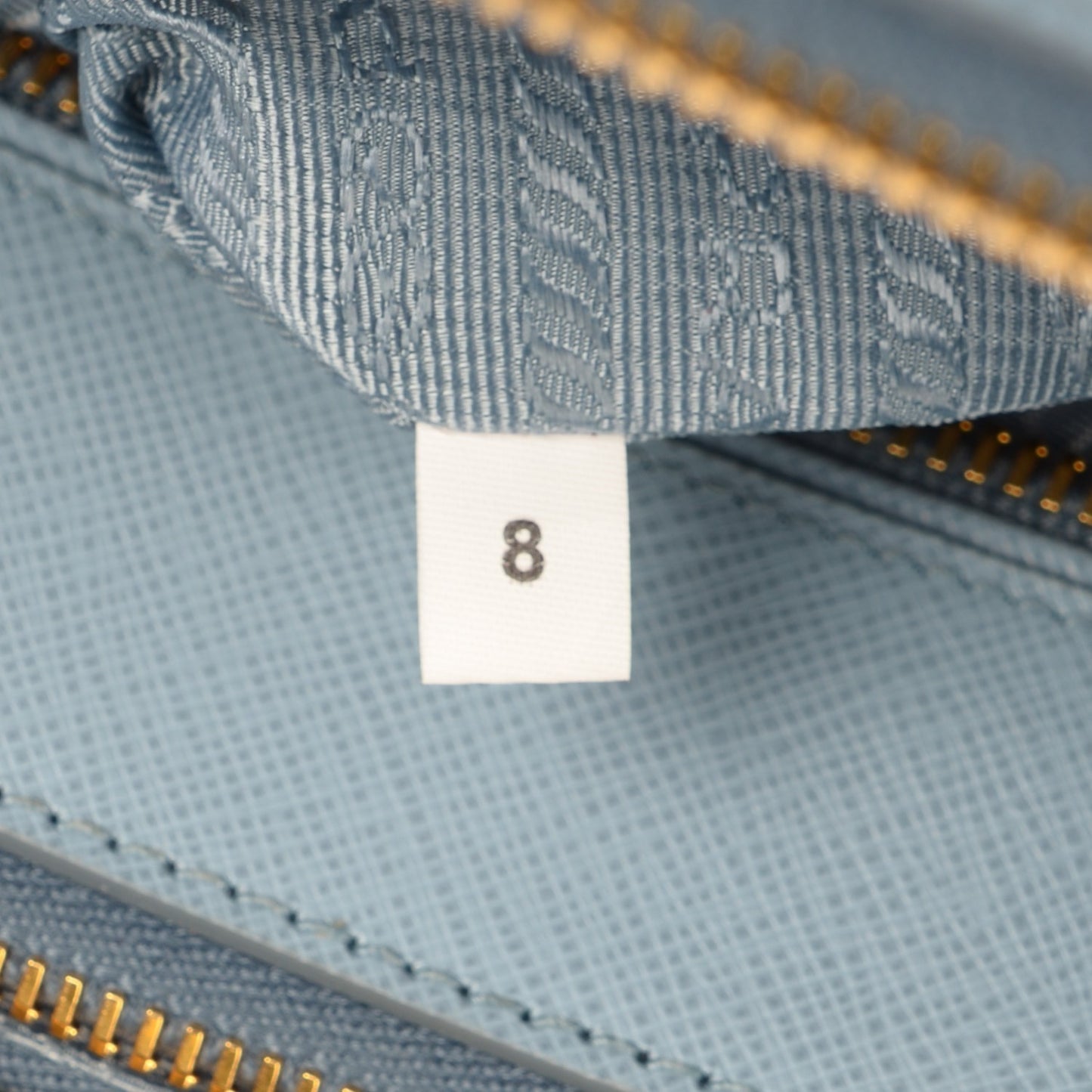 Saffiano Medium Galleria Double Zip Tote Astrale