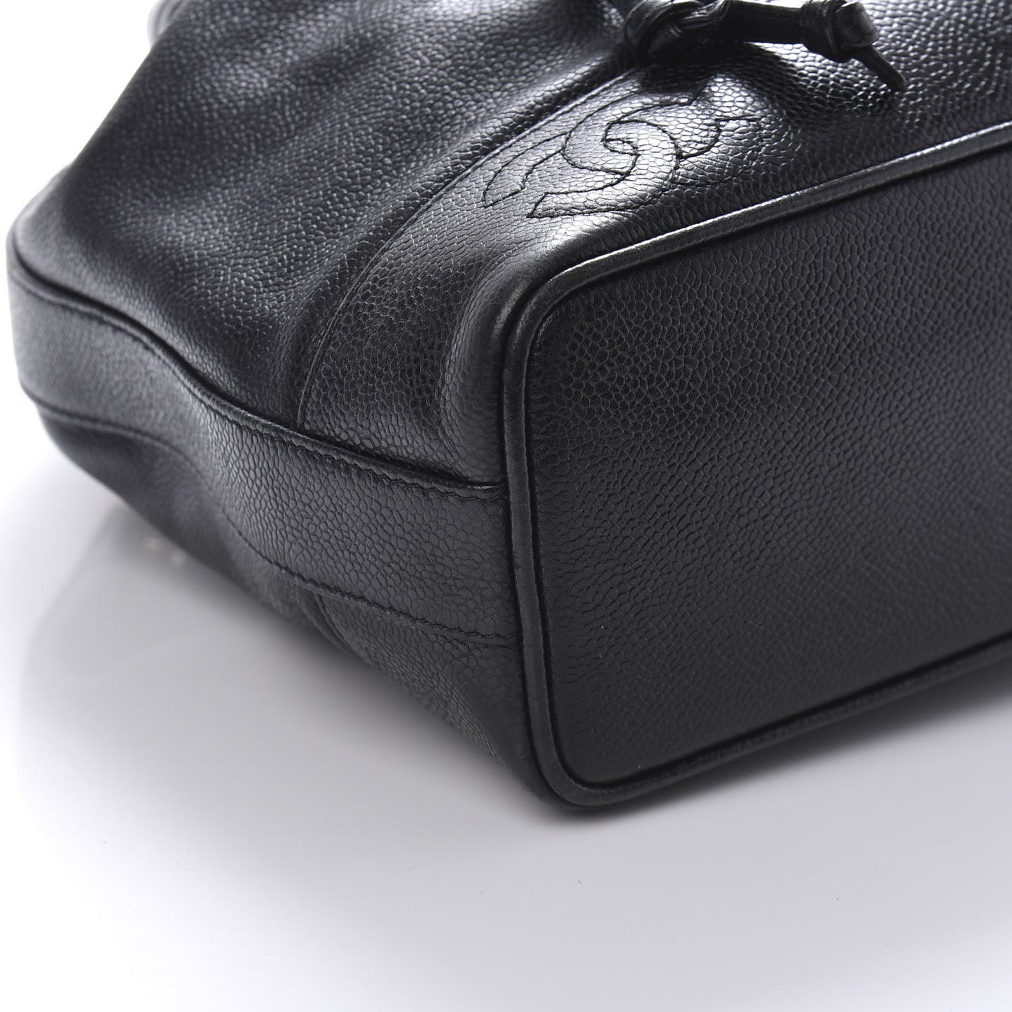 Caviar CC Drawstring Shoulder Bag Black