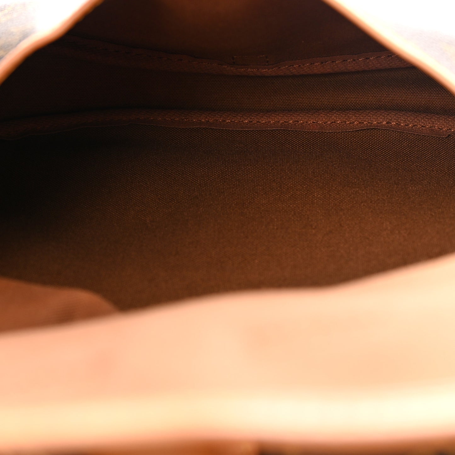 Monogram Saumur 30