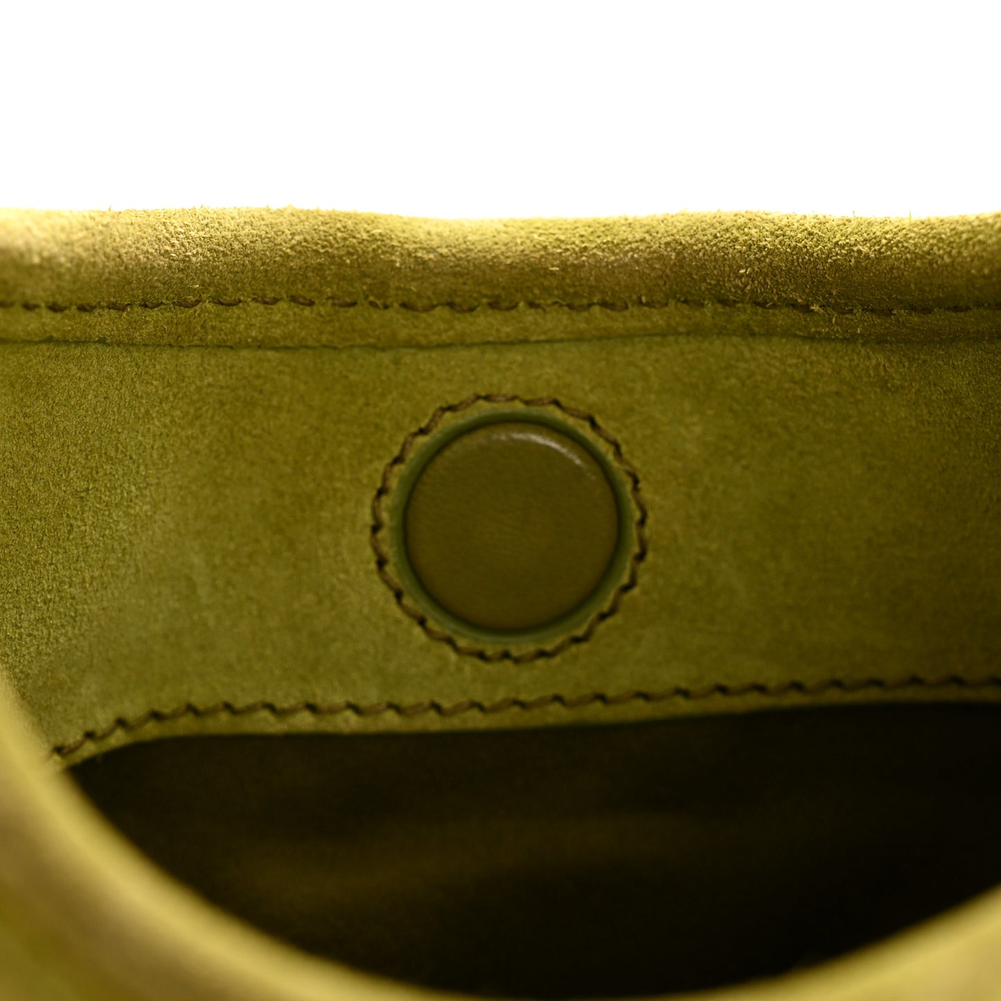 Camoscio Shoulder Bag Edera