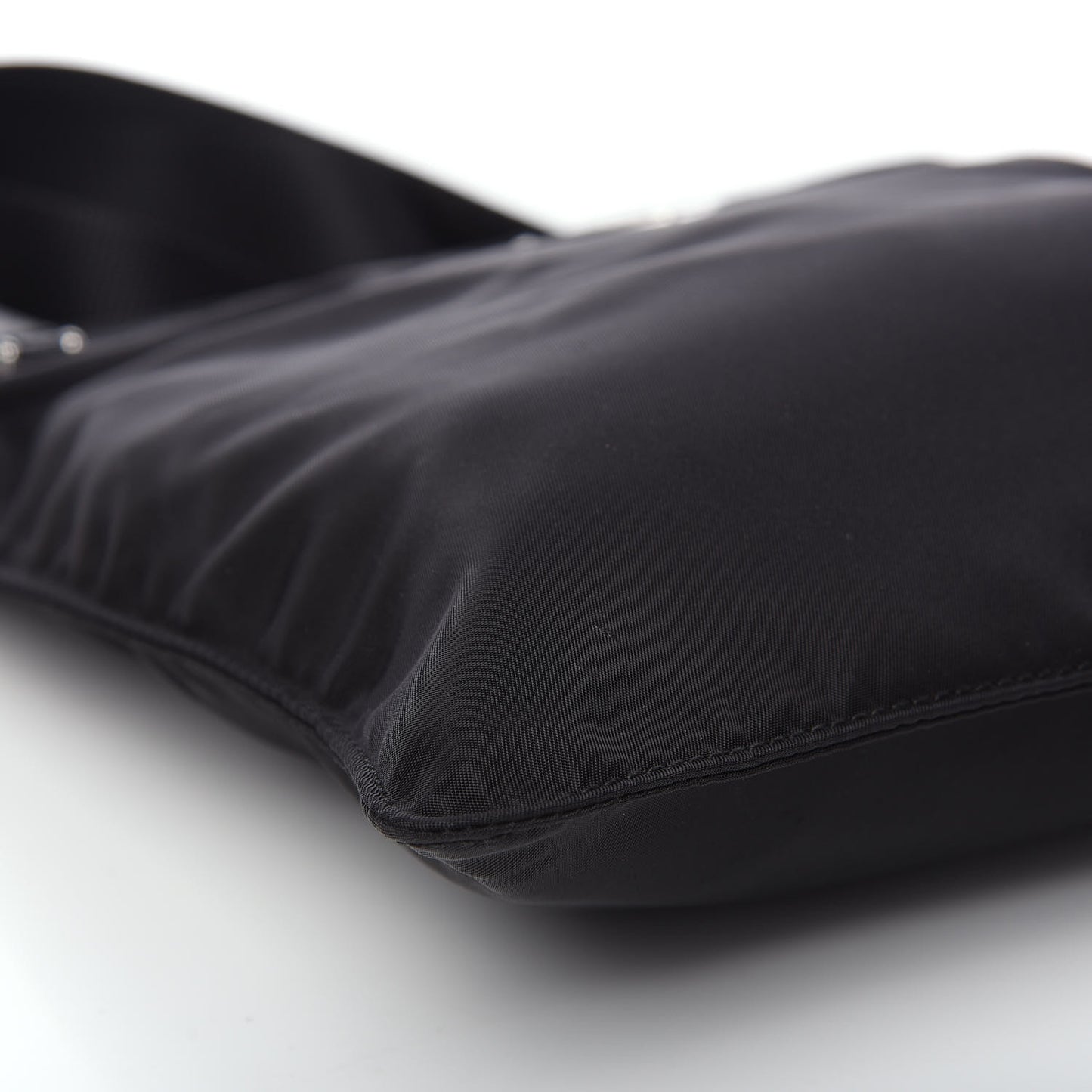 Nylon Vela Flat Messenger Bag Black