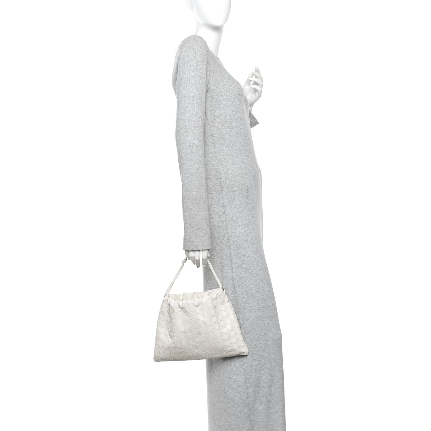 Calfskin Intrecciato Medium Dustbag Chalk