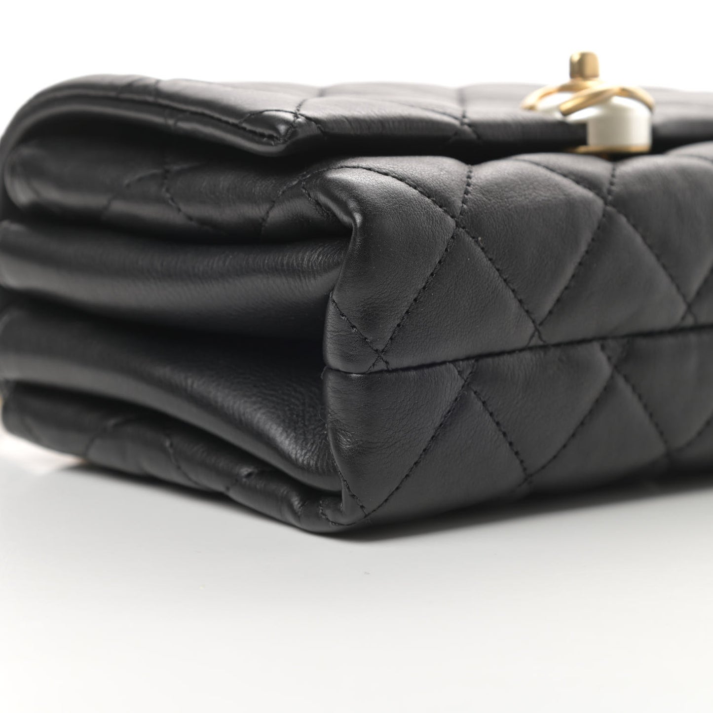 Calfskin Quilted Accordion Pearl CC Flap Bag Black