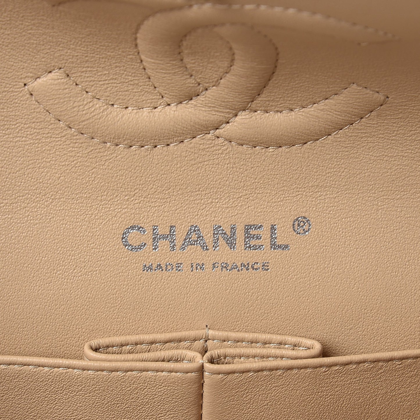 Caviar Quilted Medium Double Flap Beige Clair