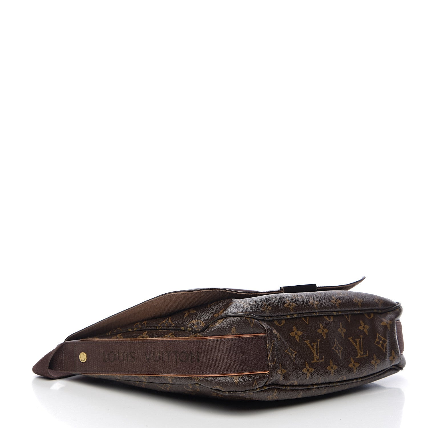 Louis Vuitton Monogram Beaubourg MM Messenger Bag 3 of 10
