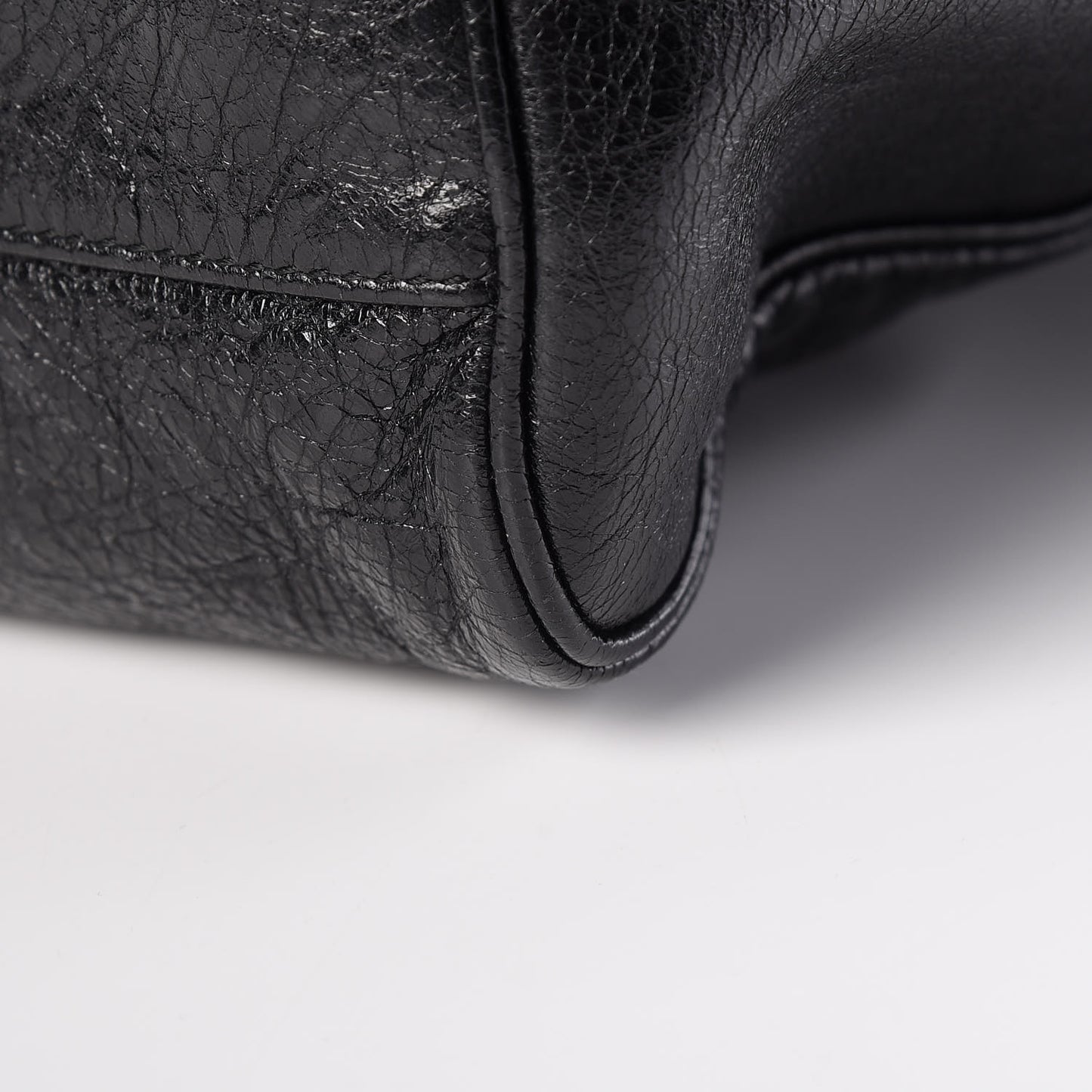 Agneau Classic Hardware Velo Black