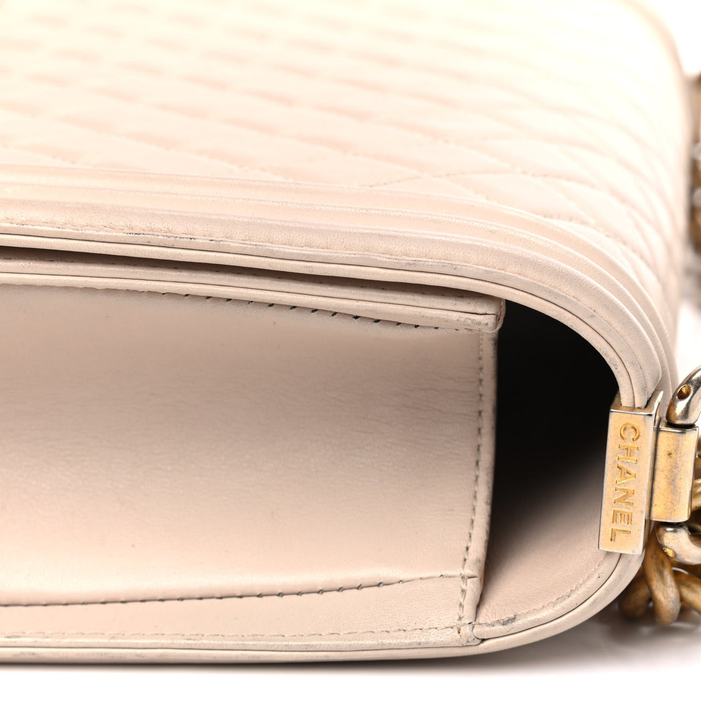 Calfskin Quilted New Medium Boy Flap Beige Clair