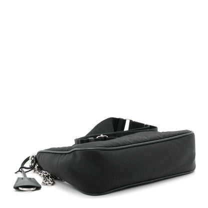 Prada Nylon Re-Edition 2005 Shoulder Bag Smeraldo 4 of 11