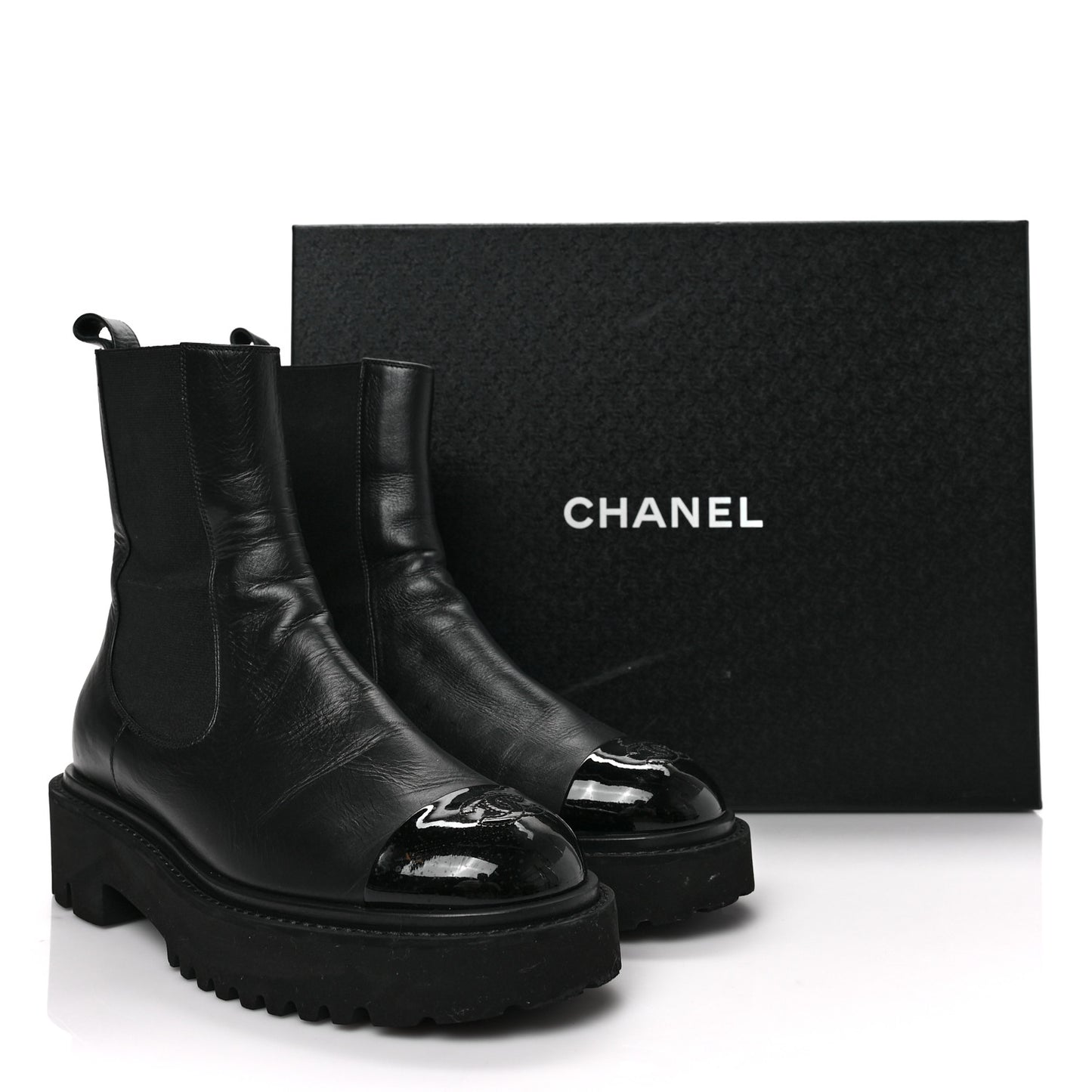 Crumpled Calfskin Patent Cap Toe Short Boots 39 Black