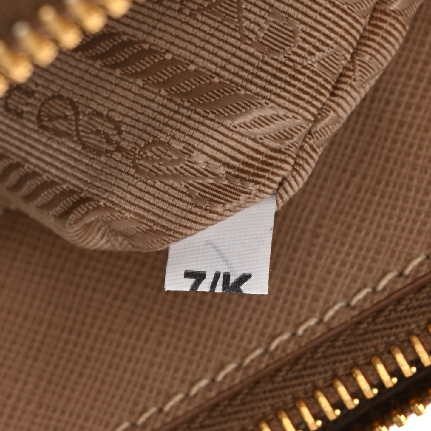 Saffiano Lux Large Galleria Double Zip Tote Cammeo