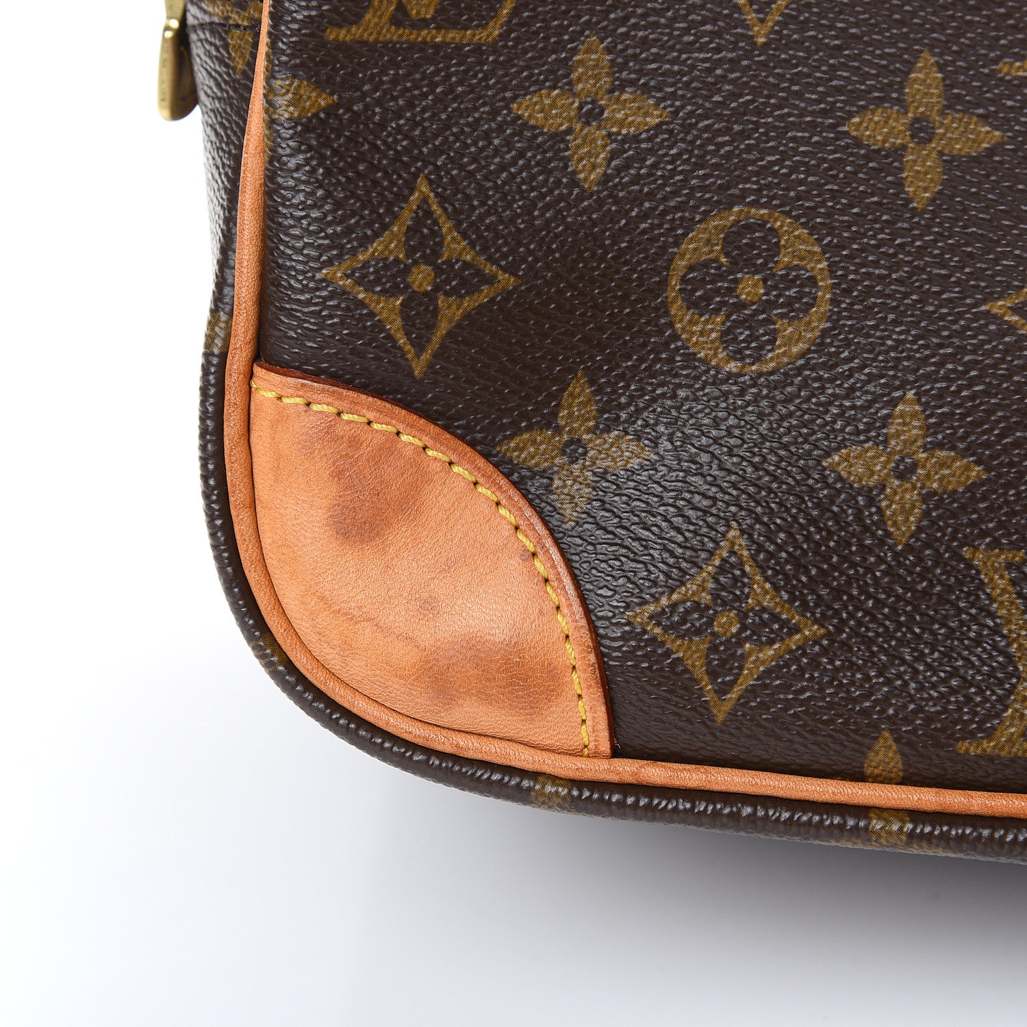 Louis Vuitton Monogram Nil 28 12 of 18