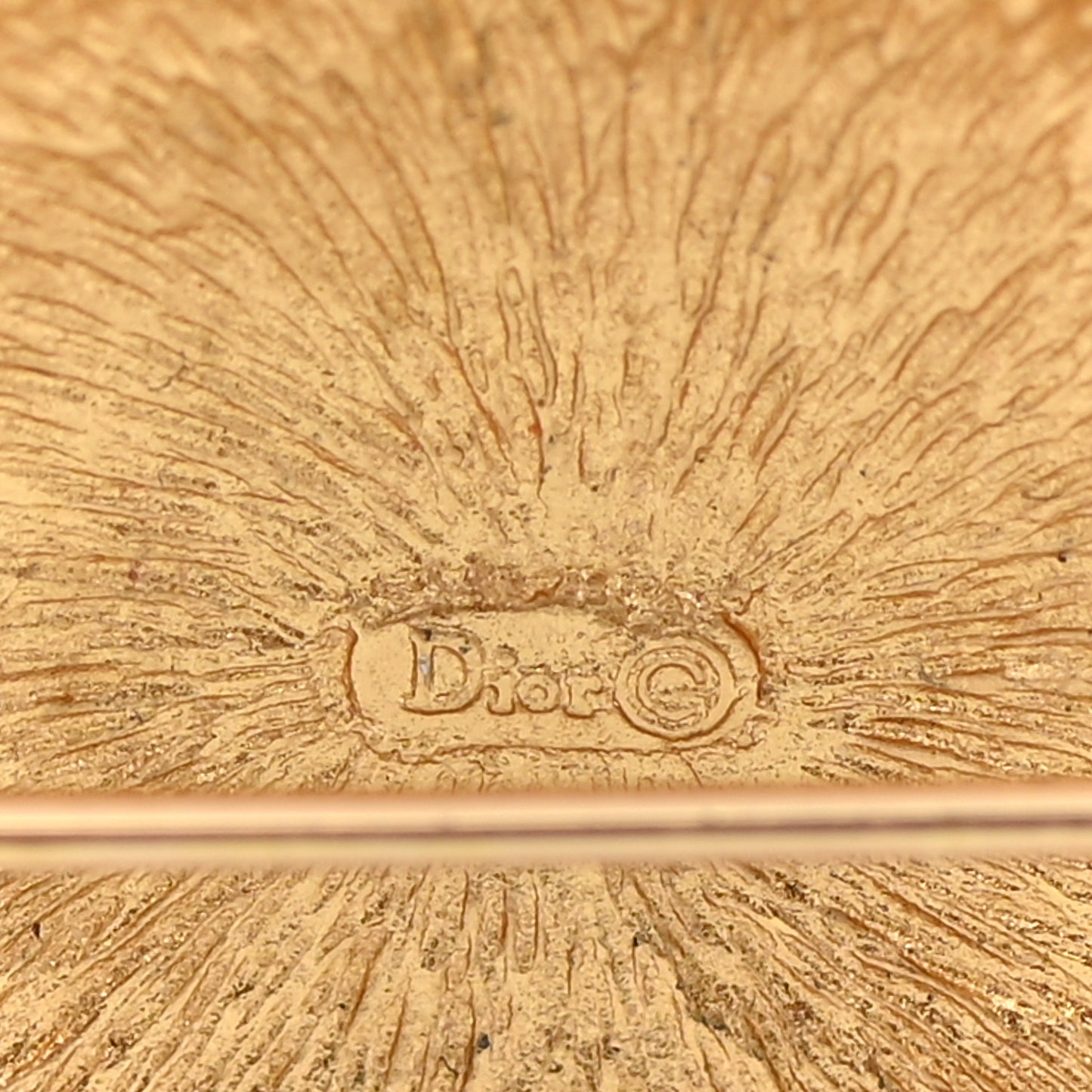 Monogram Round Brooch Gold