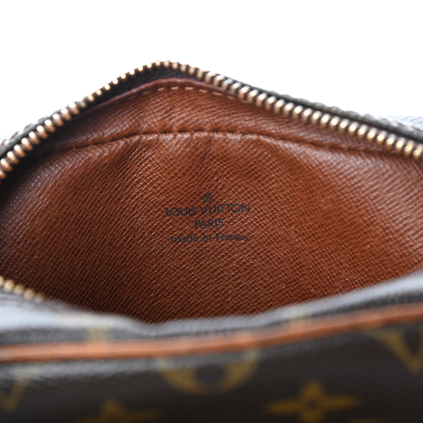 Monogram Amazone