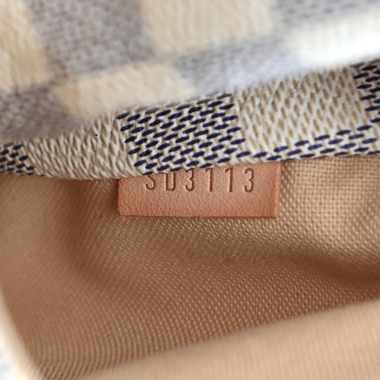 Damier Azur Totally MM