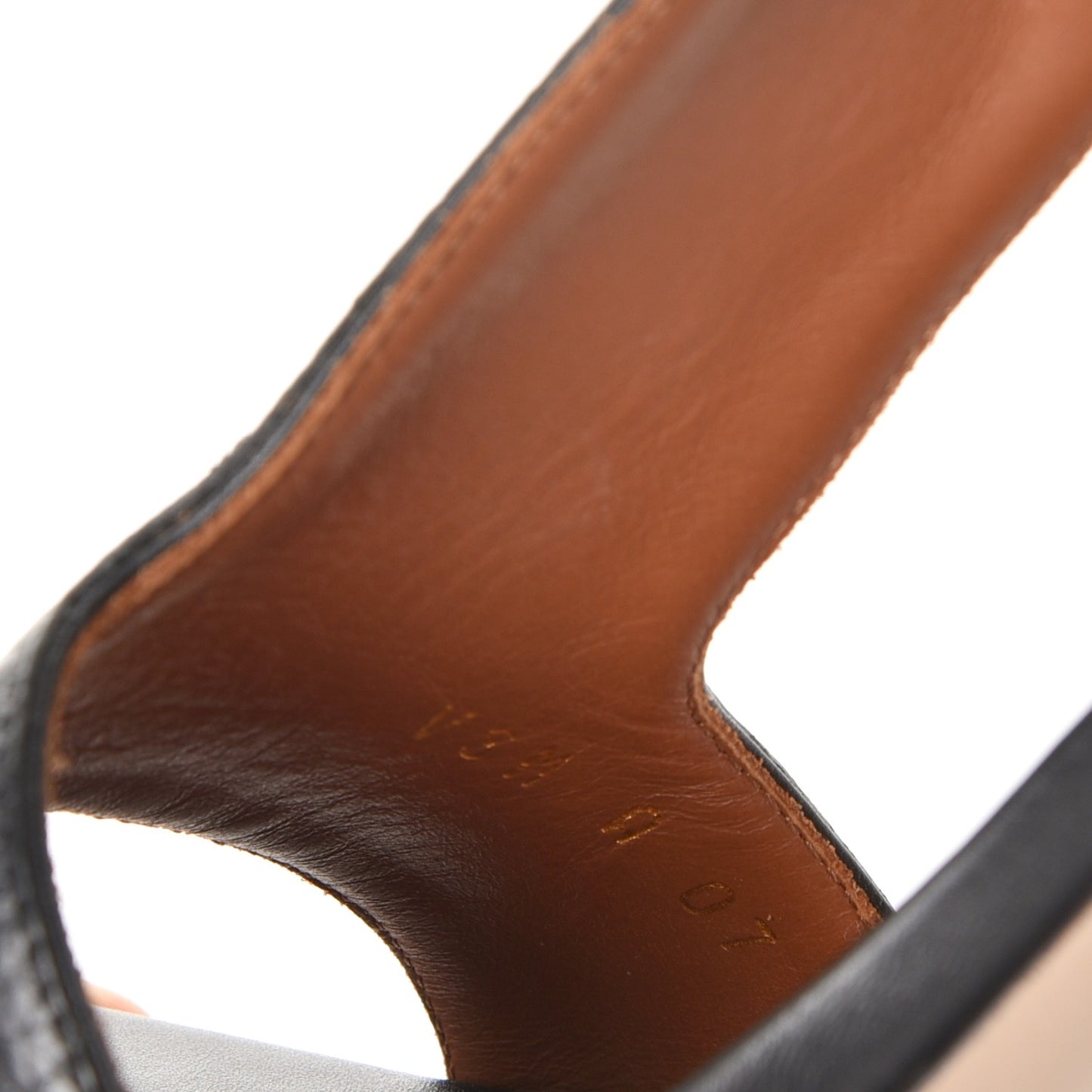 Grained Calfskin Rockstud Ankle Strap 5/105mm Sandals 37.5 Black