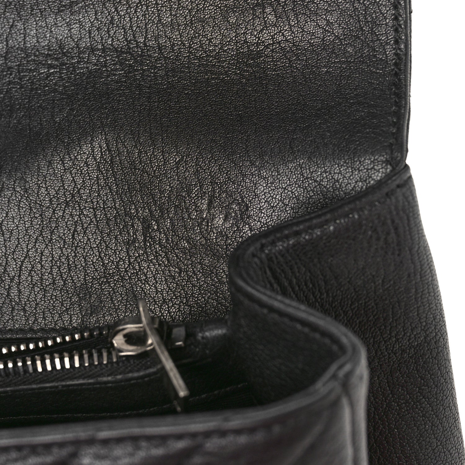 Saint Laurent Sheepskin Matelasse Chevron Monogram Medium College Bag Black 9 of 11