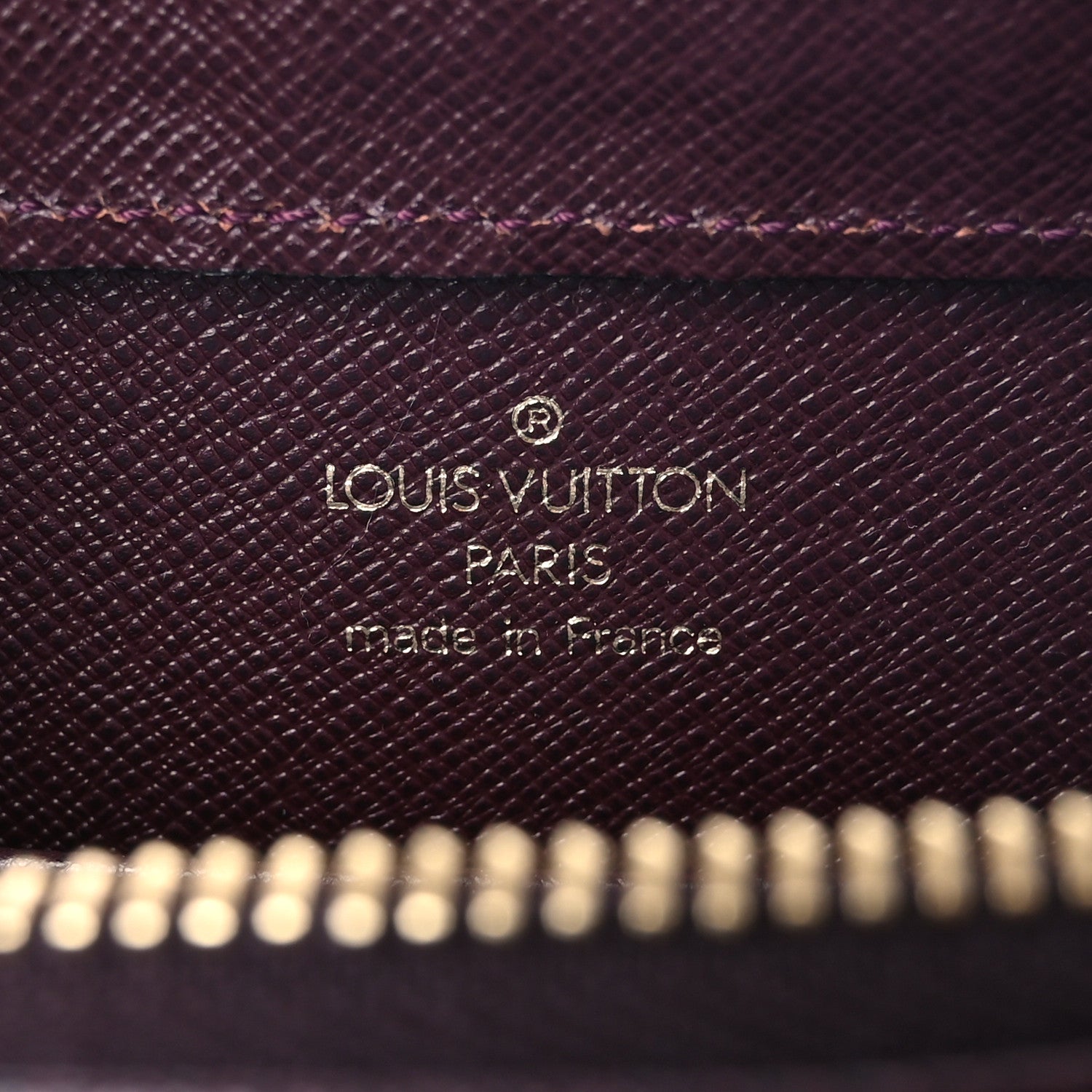 Louis Vuitton Taiga Baikal Pochette Acajou 6 of 6