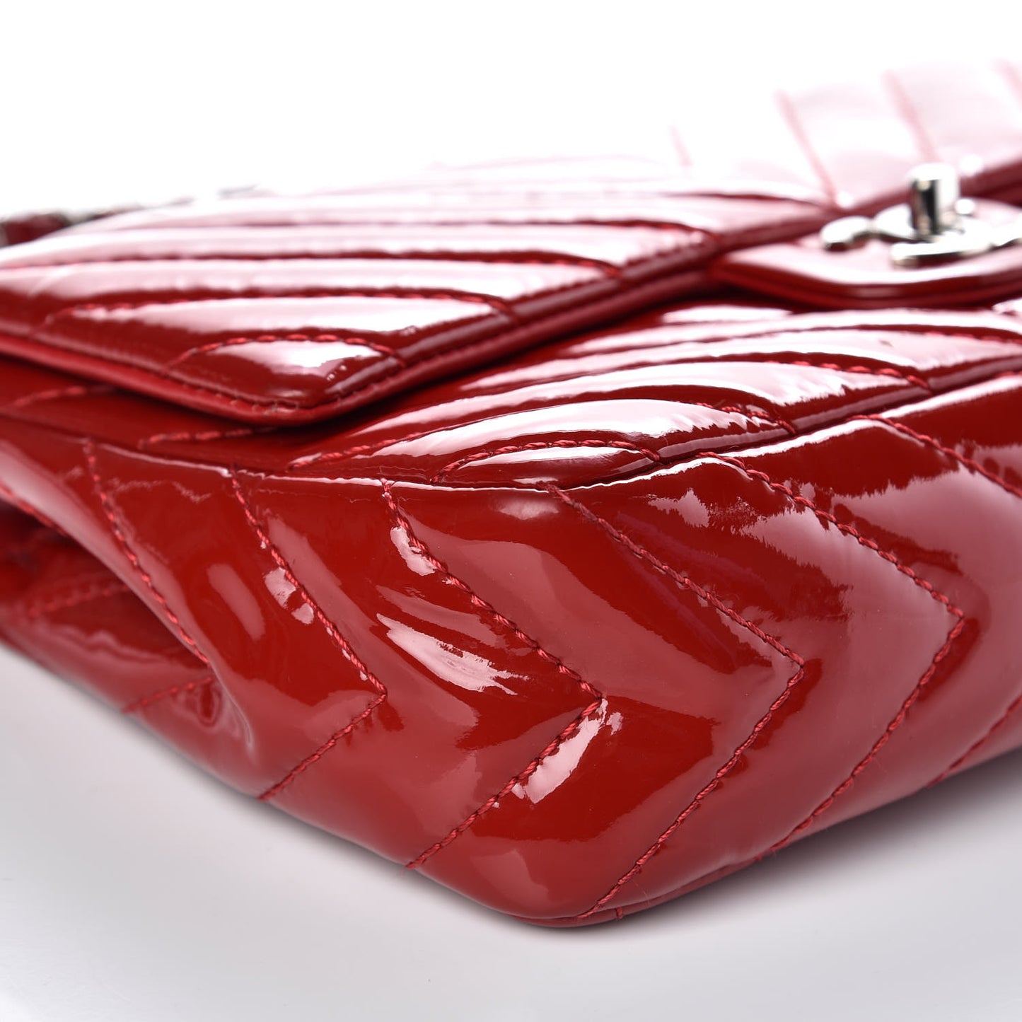 Patent Chevron Quilted Medium Single Flap Red