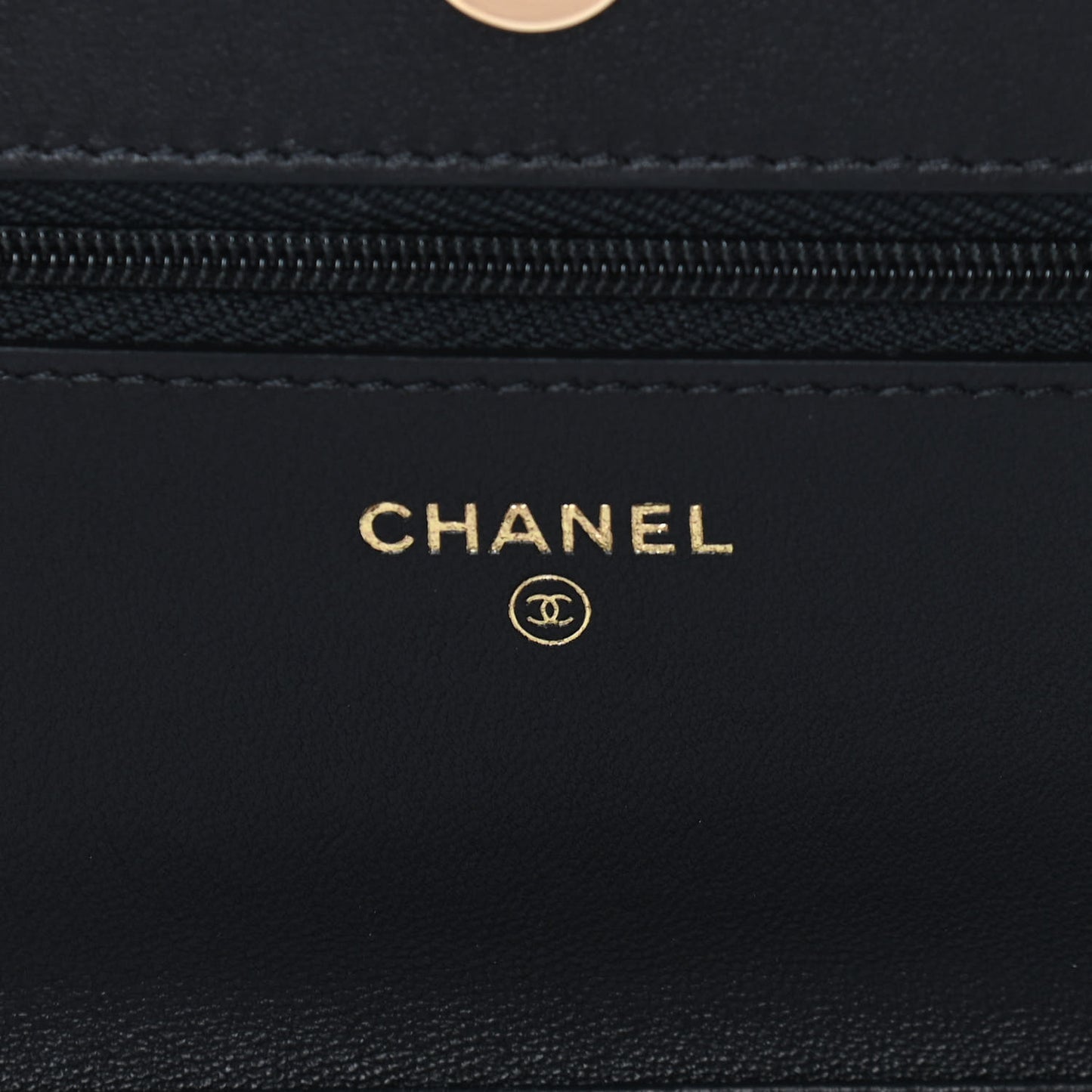 Lambskin Quilted Wallet On Chain WOC Black