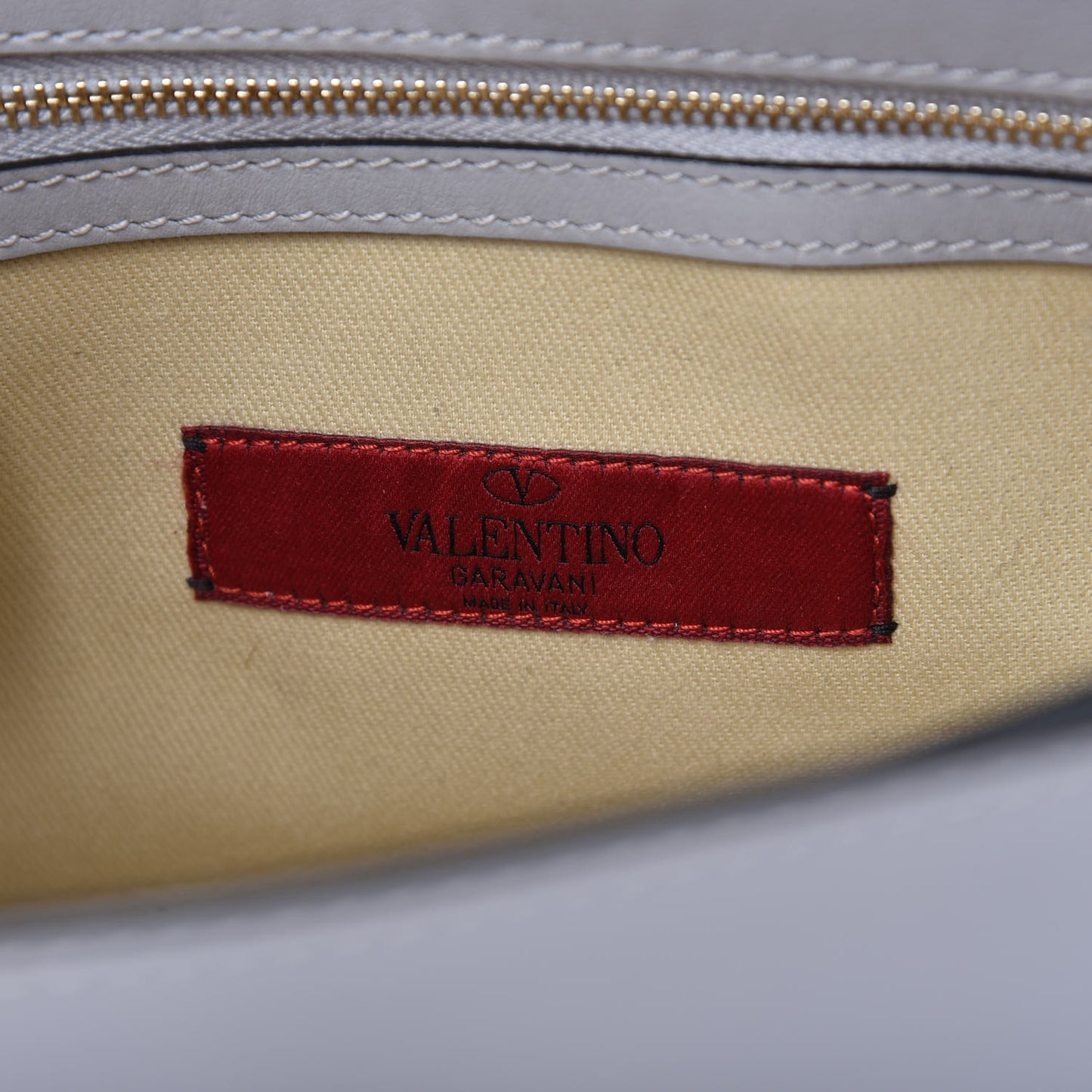 Vitello Medium Rockstud Flap Saddle Bag Pastel Grey