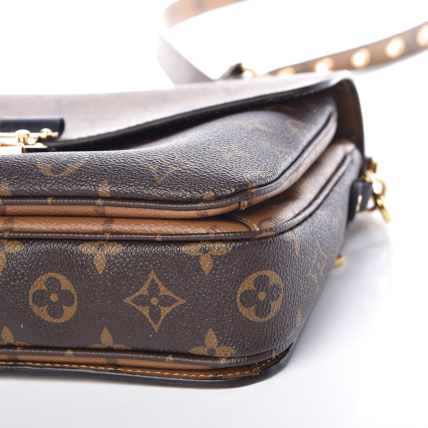Reverse Monogram Pochette Metis
